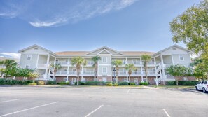 Exterior - 1212 Ironwood - Barefoot Resort Rentals (North Myrtle Beach)