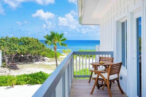 Outdoor dining - Timmy's Place: Rum Point Beach House w/ Backyard Snorkeling, Rec Room, & Seaside (Grand Cayman)
