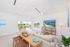 Téléviseur connecté, table de ping-pong, imprimante