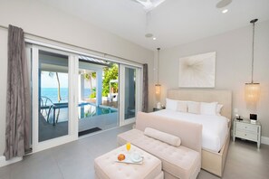 6 bedrooms, free WiFi, bed sheets - Point of View: Ultra-Luxe Beach Villa w/Private Pool, Dual Jacuzzis, & Dock (South Sound)