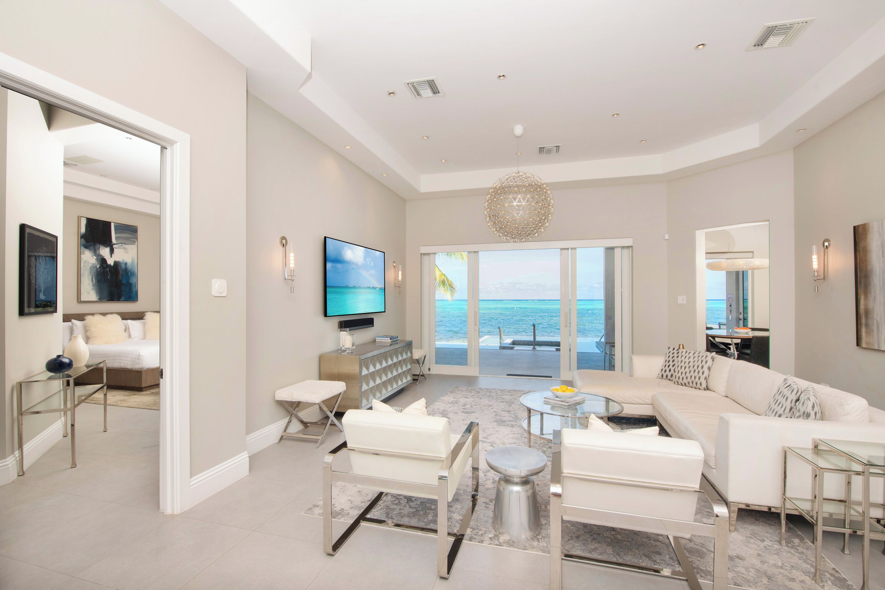 智能电视、电子游戏、桌上足球