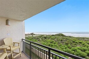 Property grounds - Beacher's Oceanfront Balcony Plus with onsite Front Desk and Staff (St. Augustine)