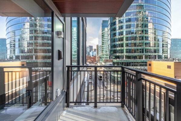 Property grounds - Full Private Apt Downtown Seaport with Pool (Boston)