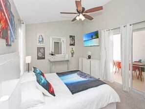 4 Schlafzimmer, Bügeleisen/Bügelbrett, Reisekinderbett, WLAN