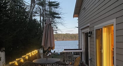 Cozy pet-friendly lakefront retreat in tranquil Bridgton.