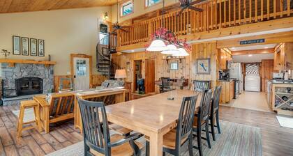 Lake Front Cabin on Desirable Highland Lake