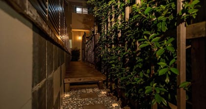 Shinjuku 3-Bedroom Villa | 5 Min to Shin-Nakano Station | Sleeps 6