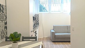 Unclassified image, 4 of 9, button - Mayflowers Apartment  - Biancospini (Milan)