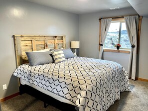 5 chambres, lit parapluie, Wi-Fi, draps fournis