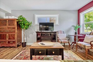 Smart TV, fireplace, offices