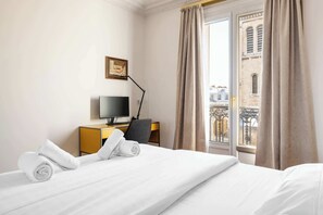 2 Schlafzimmer, Schreibtisch, Internetzugang, Bettwäsche