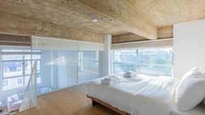 1 bedroom, iron/ironing board, WiFi, bed sheets - Chic 1BD Warehouse Conversion, Hackney (Greater London)