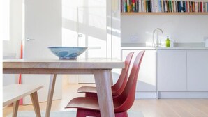 Dining - Chic 1BD Warehouse Conversion, Hackney (Greater London)