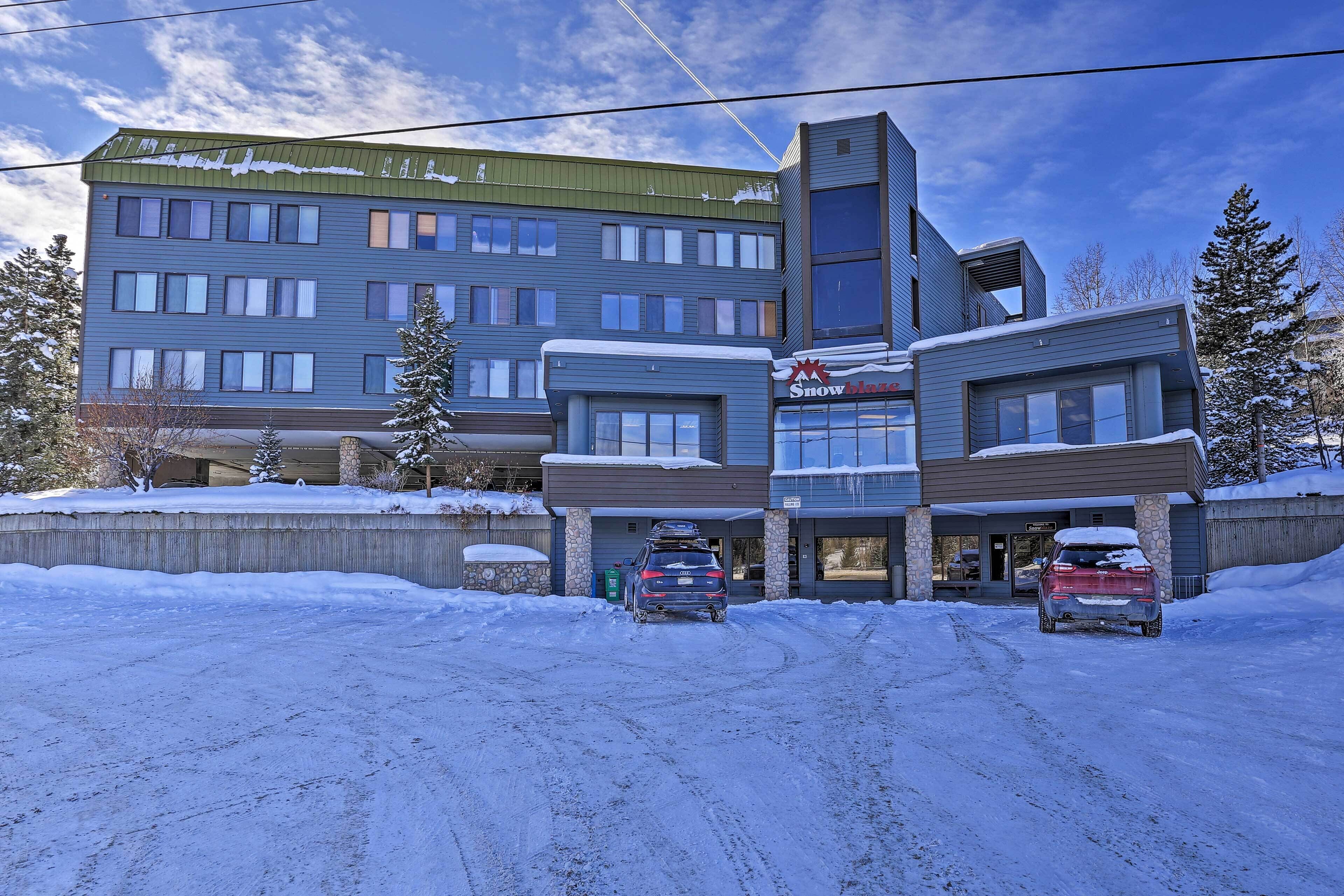 Apartment (0 Bedroom) | Interior