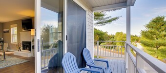 6 Mi to Sunday River: Condo Near Bethel Village!