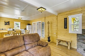 House (1 Bedroom) | Interior