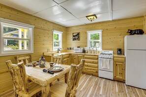 House (1 Bedroom) | Interior - Walk to Water: Cozy Cabin in Green Valley Lake! (Green Valley Lake)