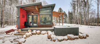 Private Hot Tub: Waterfront Home Along Eagle River