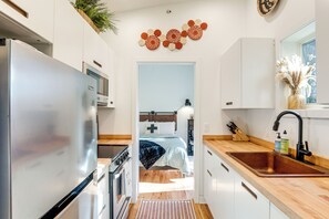 House (1 Bedroom) | Interior
