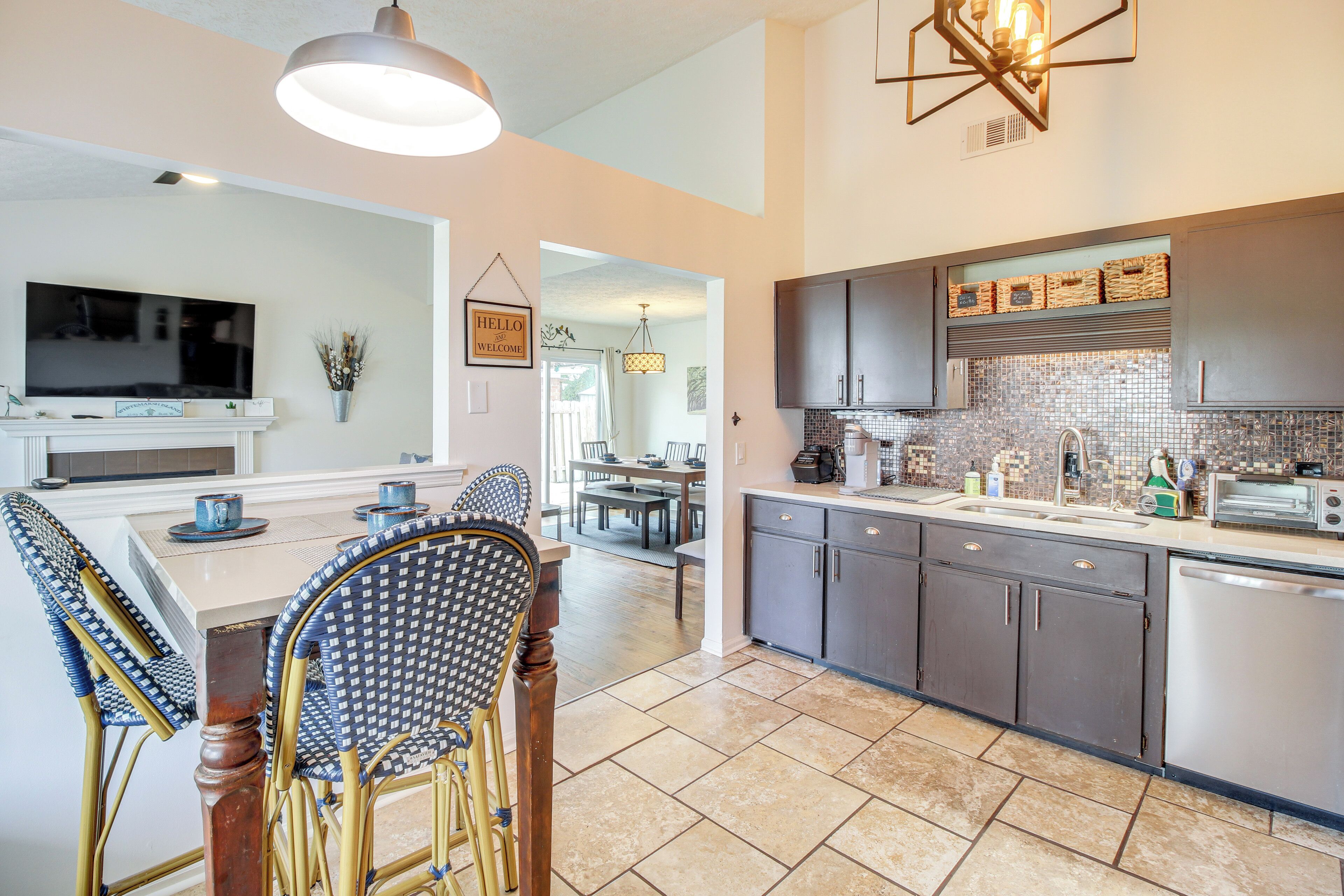 House (3 Bedrooms) | Interior