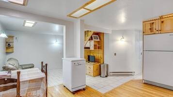 Rumah (1 Bedroom) | Interior