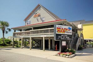 Exterior - The Coffee House - Cozy Coastal Escape (Surfside Beach)