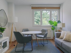 Family Apartment, 2 Bedrooms | Living area - Apartamentos Rey  (Santiago de Compostela)