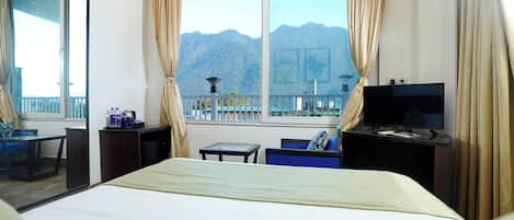 1 bedroom, desk, free WiFi