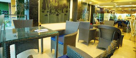 Khu tiếp khách ở sảnh