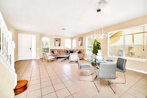 Interior - Bella Vida House with Pool and Games - Near Disney! (Kissimmee)