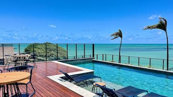 Eenvoudig appartement | Zwembad | Een buitenzwembad