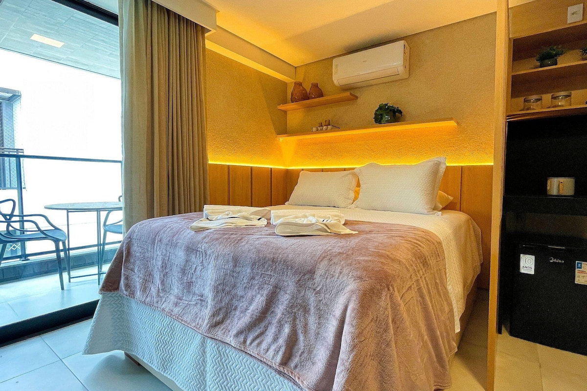 Design Apartment | 1 bedroom, individually decorated, individually furnished, desk