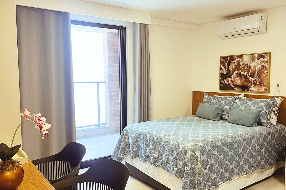 Appartement de base | 1 chambre, bureau, fer et planche à repasser, accès au Wi-Fi (inclus)