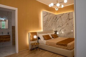 1 bedroom, WiFi, bed sheets - The Staircase Rooms (Deluxe Room) (Porto Empedocle)