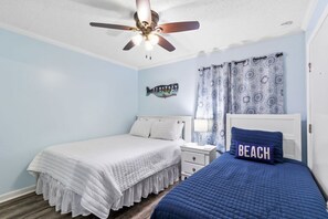 2 bedrooms, iron/ironing board, WiFi, bed sheets - Plantation 2118 with Pool (Gulf Shores)