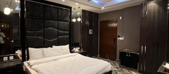 Courteous Hotel