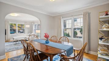 Condo, 3 Bedrooms | Dining