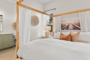 Resortwoning, meerdere slaapkamers | 8 slaapkamers, een bureau, een laptopwerkplek