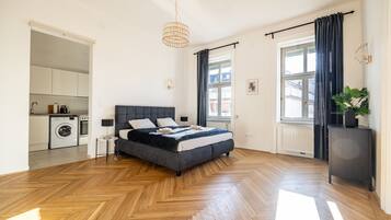 Deluxe Apartment, City View | Free WiFi