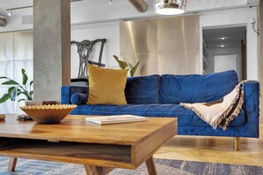 TV, offices