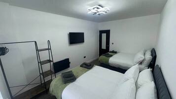 2 Schlafzimmer, Bügeleisen/Bügelbrett, WLAN, Bettwäsche