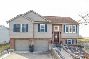 Exterior - Walton Arkside Oasis (Walton)