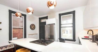 Historic Retreat Gateway