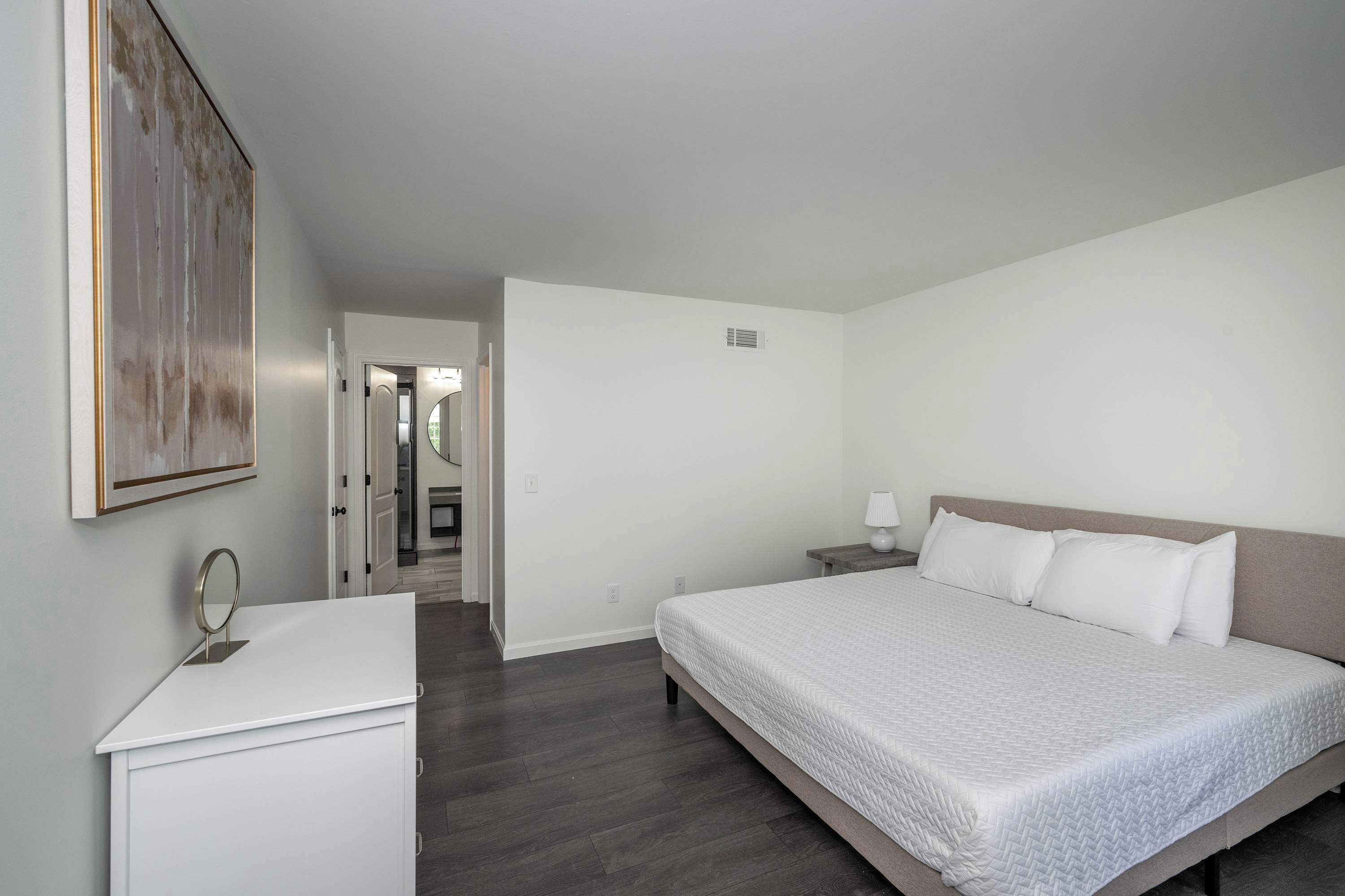 5 bedrooms, iron/ironing board, travel cot, WiFi