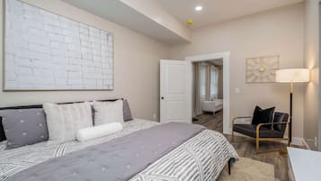 3 bedrooms, desk, iron/ironing board, travel cot