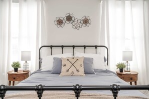2 bedrooms, WiFi, bed sheets