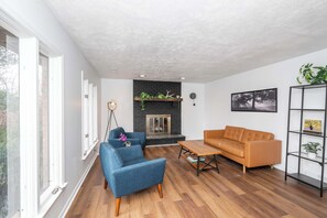 TV, offices