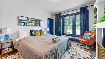2 slaapkamers, een bureau, wifi, beddengoed