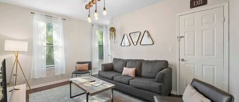 Televisión y oficina