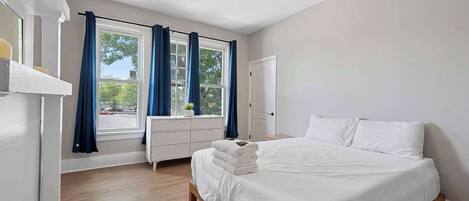 2 Schlafzimmer, Schreibtisch, WLAN, Bettwäsche